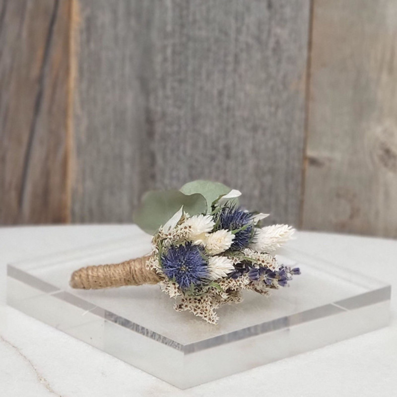 boutonniere