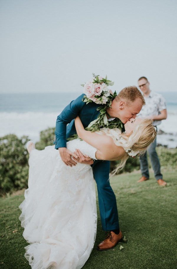 wedding day kiss