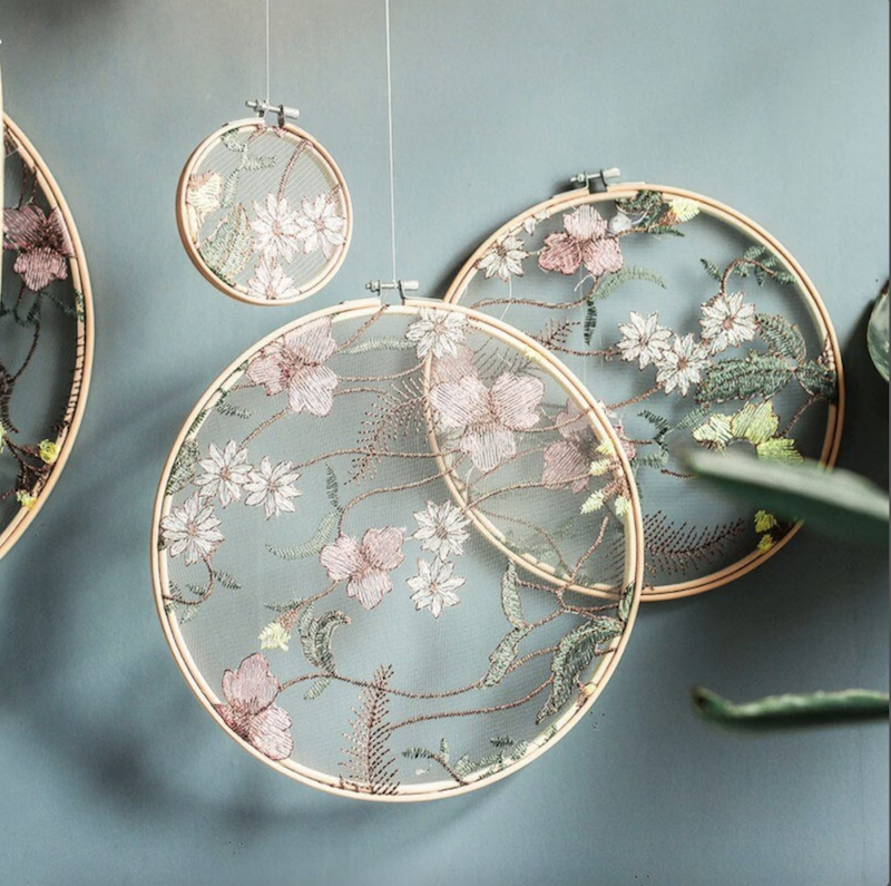 vintage wedding decor